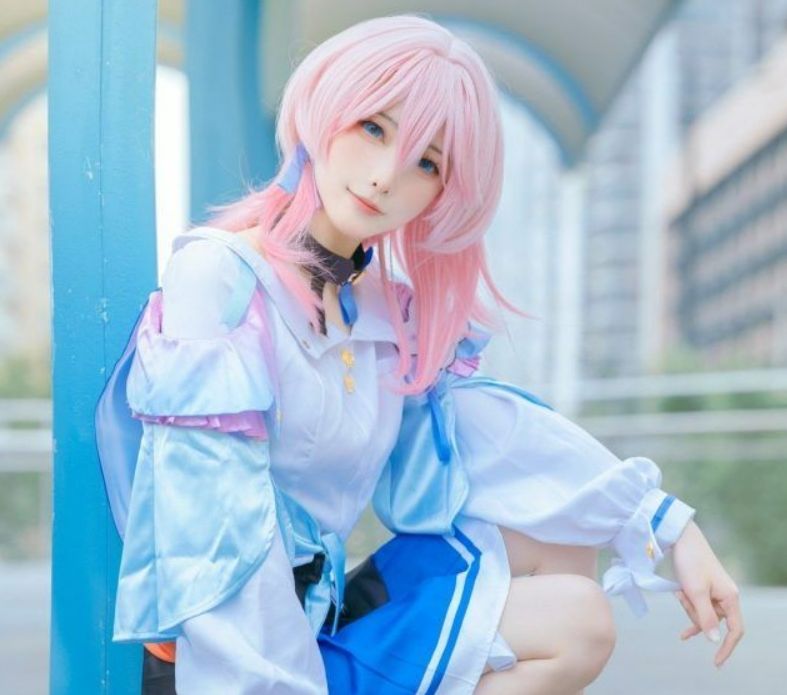 樱岛嗷cosplay《崩坏：星穹铁道》三月七图集1