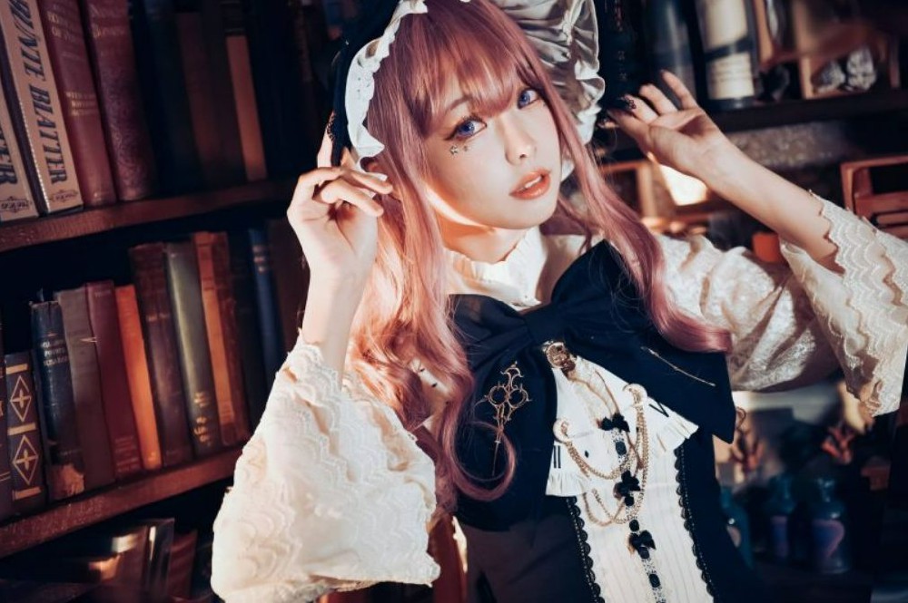 ElyEE子 cosplay Witch Time·时间女巫作品图集，掌控时间的力量