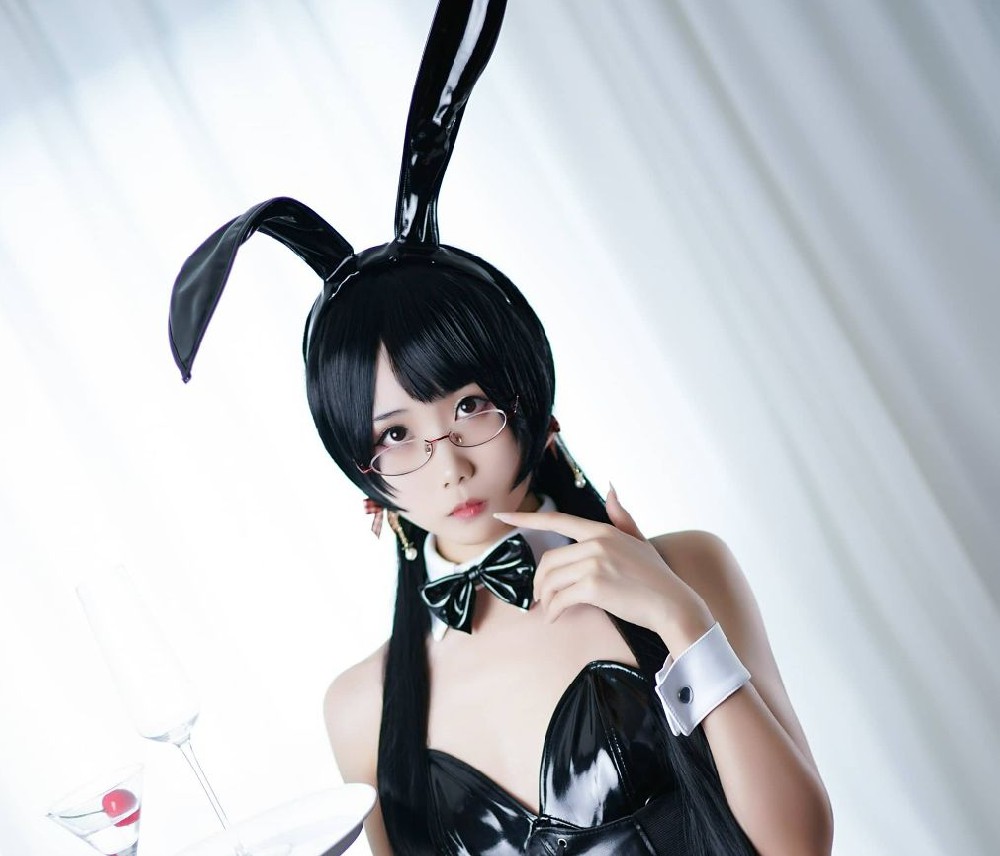 曉美媽cos Bunny Girl·兔女郎图片作品，双重魅力的完美结合