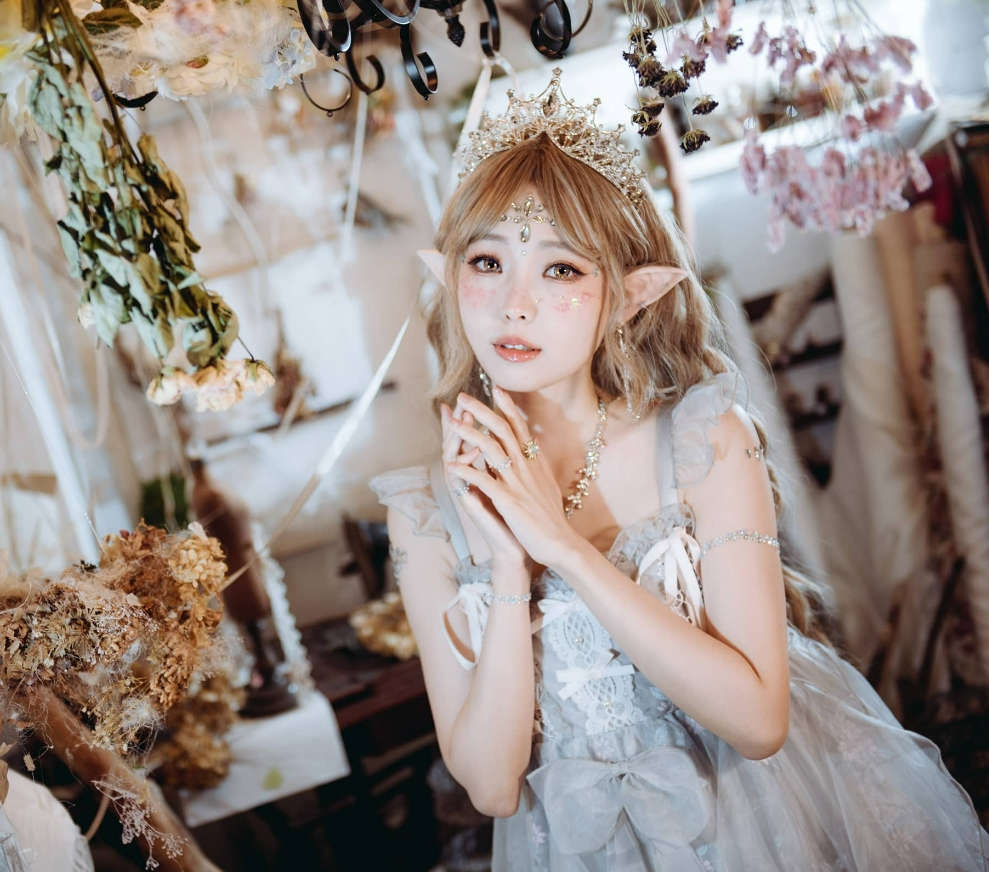 ElyEE子 cos Ice Crystals Fairy·冰雪公主图片作品，纯洁与美丽，冬日的童话世界