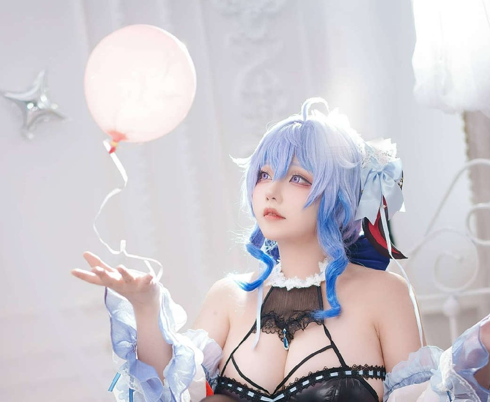 菌烨tako明日奈cosplay作品图集：温柔守护者，未来的希望之光