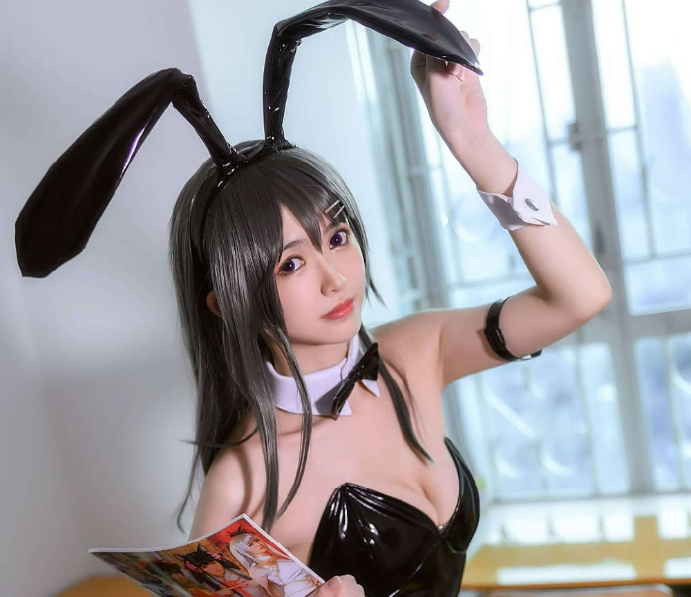 鳗鱼霏儿cosplay学姐精美图集作品，成熟魅力与知性形象