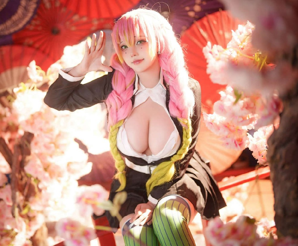 菌烨tako 520限定甘露寺队服cosplay作品图集：特别节日里的特别装扮