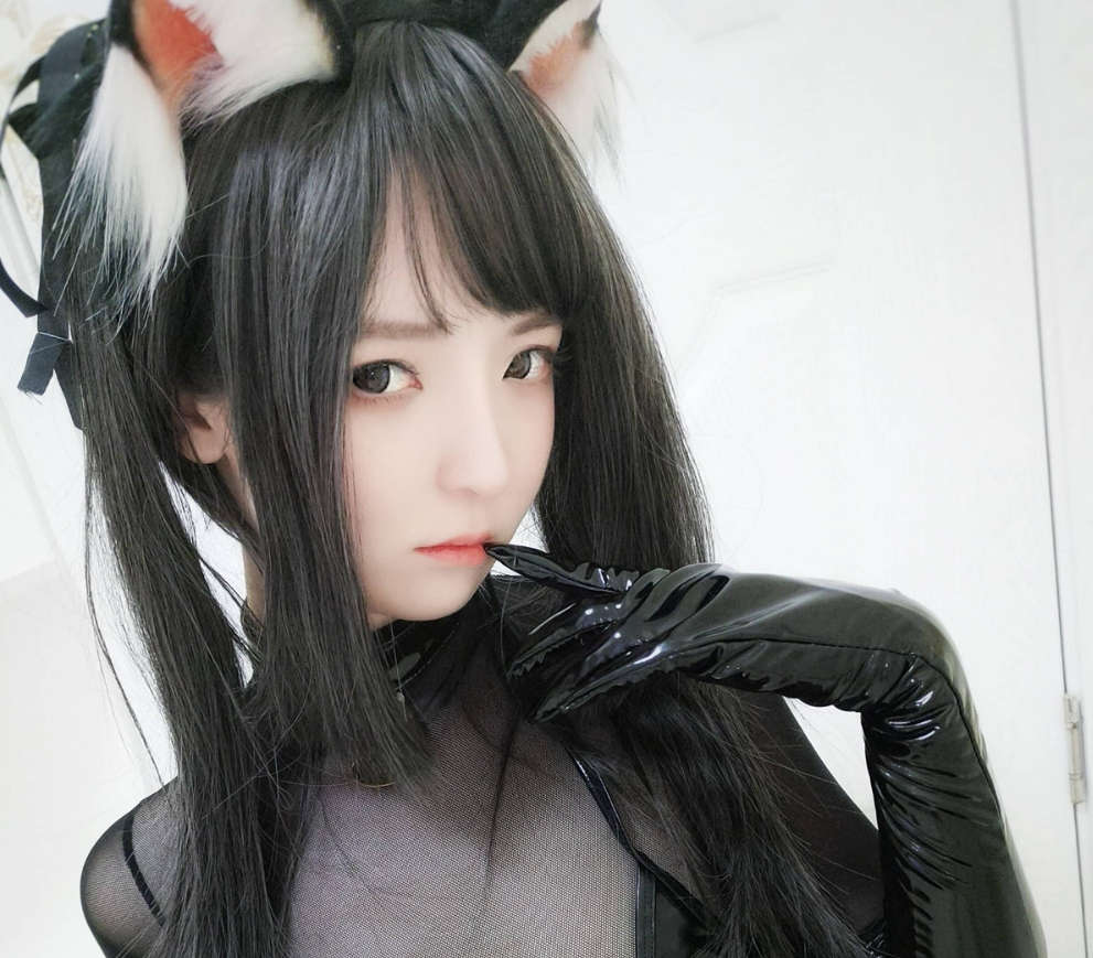 一小央泽cosplay黑猫巧克力派精美图集作品，甜美味觉与可爱形象